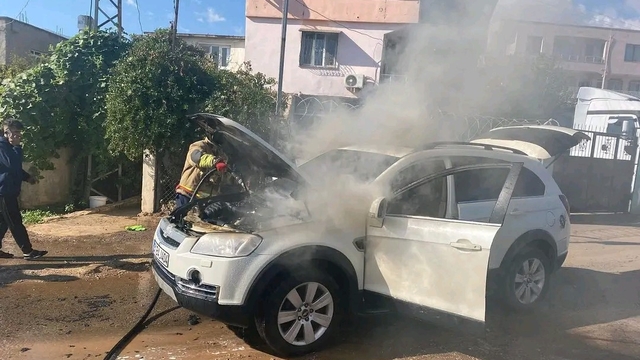 Kırıkhan'da cip yandı