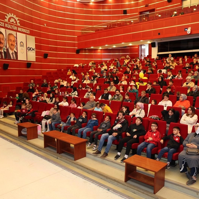 Gebze'de çocuklara ara tatil hediyesi: "Harika Kanatlar"