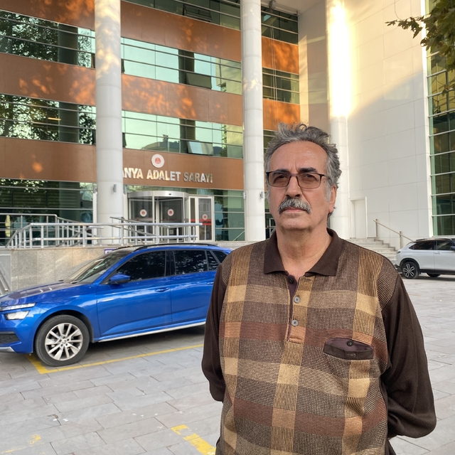 Bursa'da kombi servisi tuzağı
İnternette bulduğu sahte kombi servisi doland...