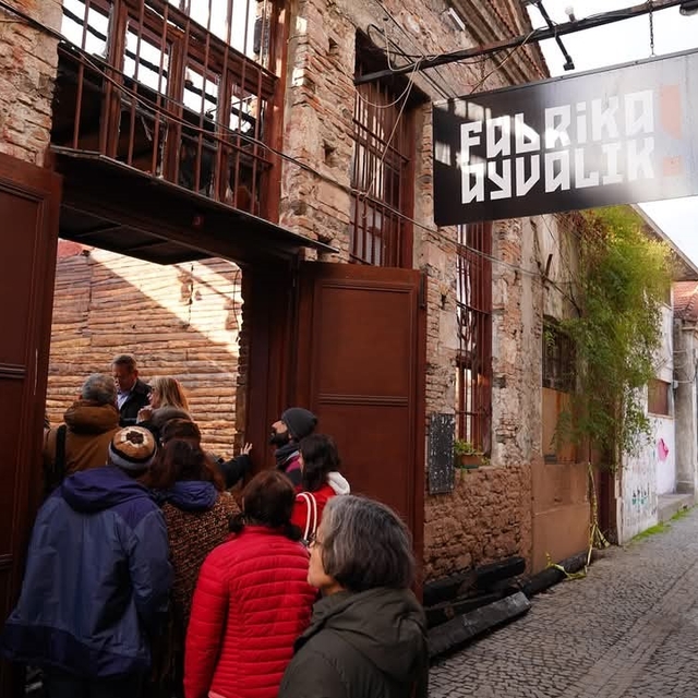 Yangında küle dönen sanatın merkezi Fabrika Ayvalık'a, AB desteği geldi