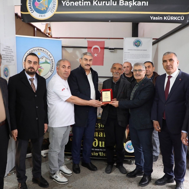 Çamardı'da geleneksel dondurma kültürü festivale taşındı