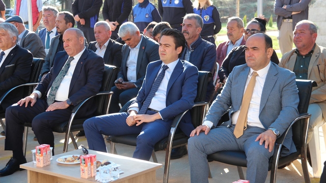 Muğla'da TOKİ konutları hak sahiplerine teslim edildi