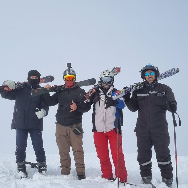 Kayak merkezi olmayan Giresun'da kayak sezonu Eğribel'de açıldı