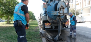 ASAT, Kepez'de yağmur suyu hatlarını temizliyor