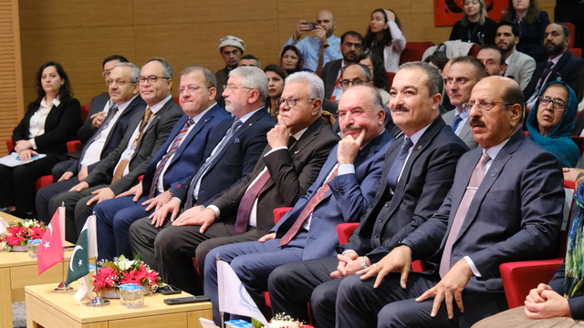 Çorum'da Uluslararası İşletme, Mühendislik ve Sosyal Bilimler Konferansı başladı