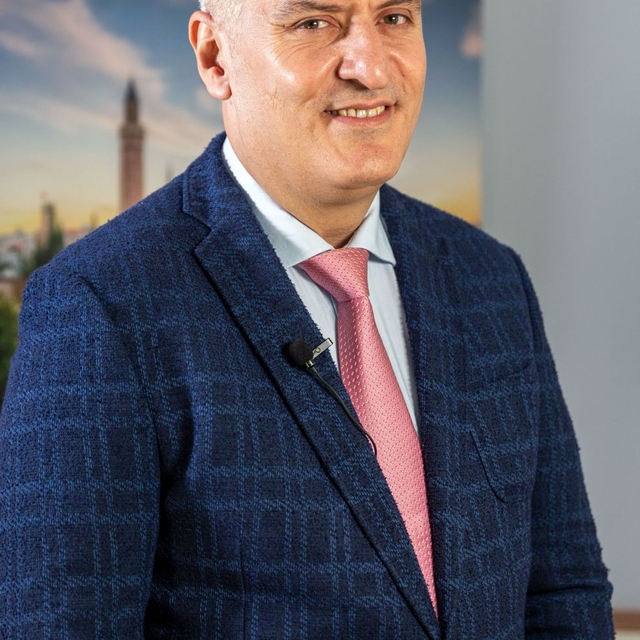 TÜRSAB Başkan Adayı Hacıalioğlu'ndan "Kriterli yeşil pasaport" vizyonu