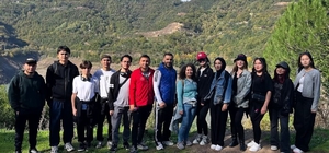 SUBÜ öğrencileri Yuvacık'ta doğa yürüyüşü yaptı