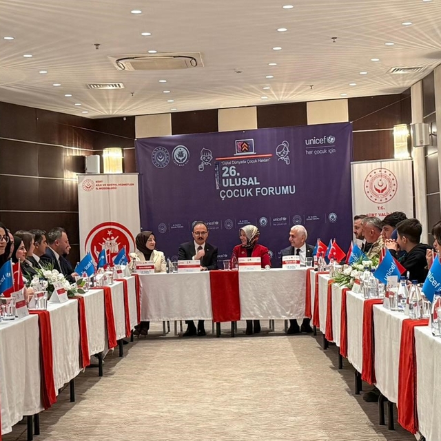 Siirt'te "26. Ulusal Çocuk Forumu" gerçekleştirildi