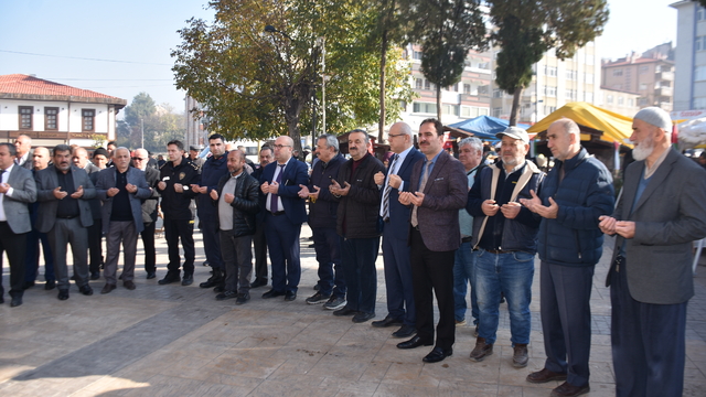 Sinop'ta Filistin yararına kermes düzenlendi
