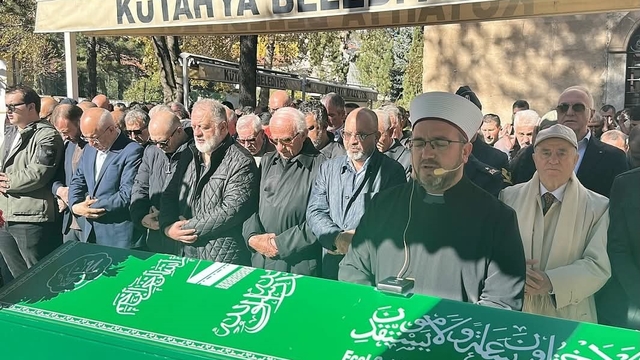 Kütahya OSB'nin duayen ismi Bekir Eskioğlu son yolculuğuna uğurlandı