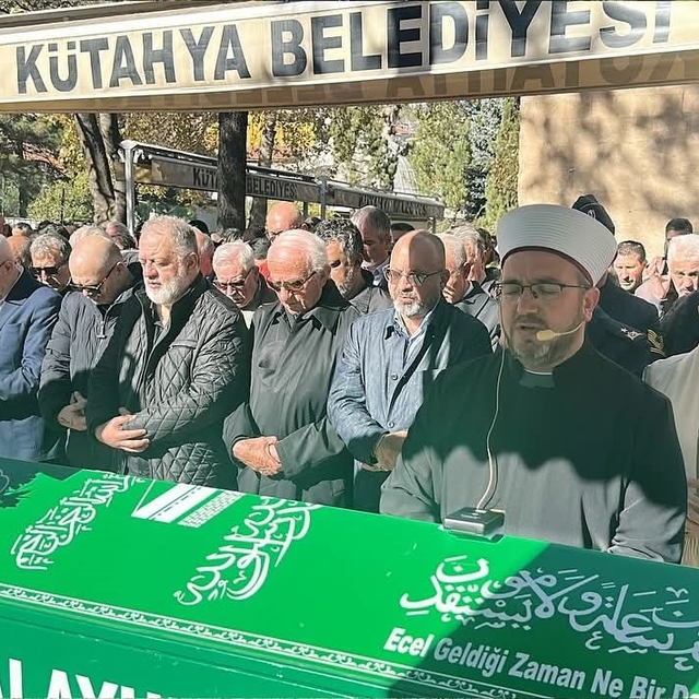 Kütahya OSB'nin duayen ismi Bekir Eskioğlu son yolculuğuna uğurlandı