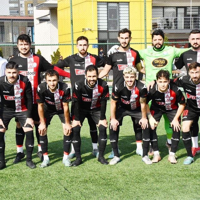Döğerspor liderliğe yükseldi
