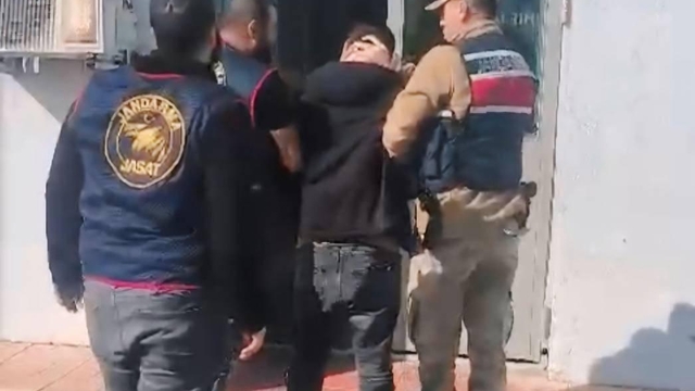 Diyarbakır'da "kasten öldürme" suçundan aranan zanlı tutuklandı