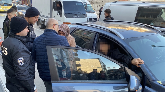 Aksaray'da 17 yaşındaki çocuk okul çıkışı bıçaklandı