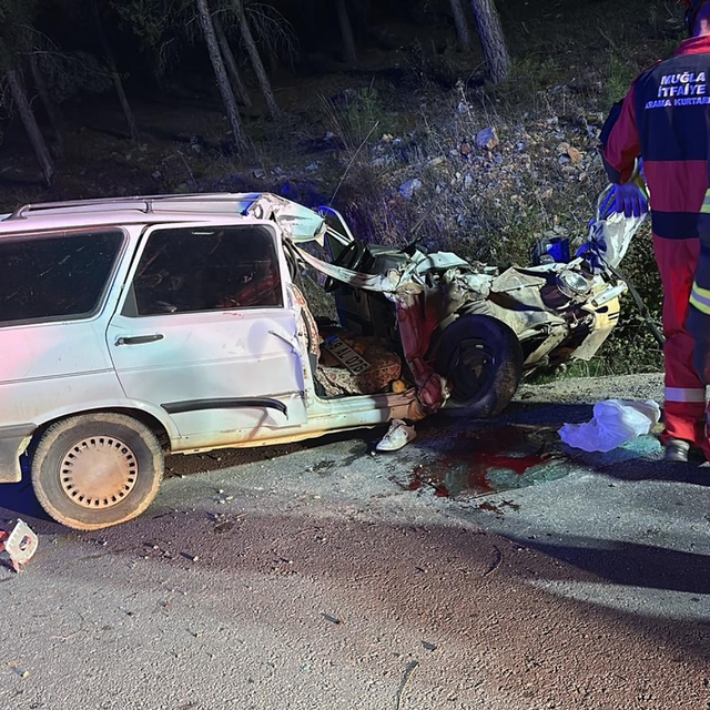 Menteşe'de kaza: 1'i ağır 2 yaralı