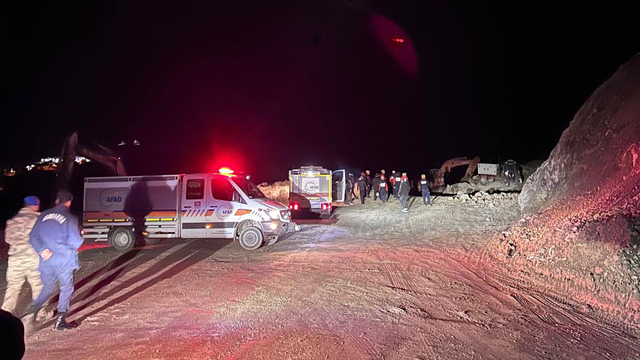Sivas'ta maden ocağında göçük; Şantiye müdürü göçük altında kaldı