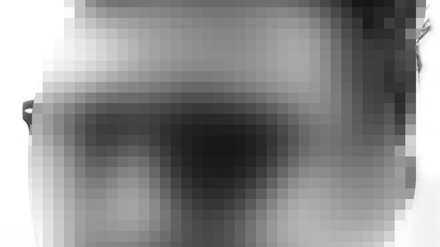 Özel okulda öğretmenin gizli kamera skandalı
Öğretmenin tuvaletlere yerleştirdiği kamera ile diğer öğretmen ve öğrencileri görüntülediği ortaya çıktı