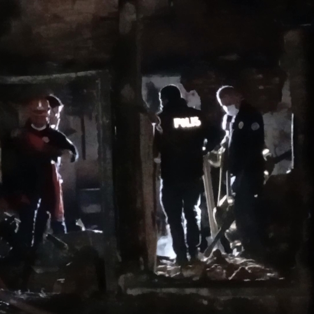 Bursa'daki ev yangınında kaybolan yaşlı adamın cansız bedeni bulundu