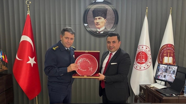 Albay Güngör ile Başsavcı Çatlı bir araya geldi