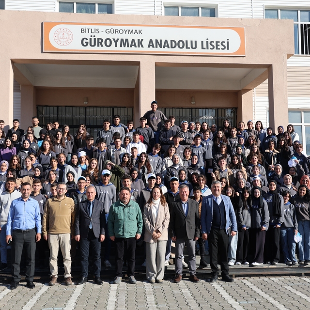 "Mavide Bilim" projesi Güroymak'ta öğrencilerle buluştu