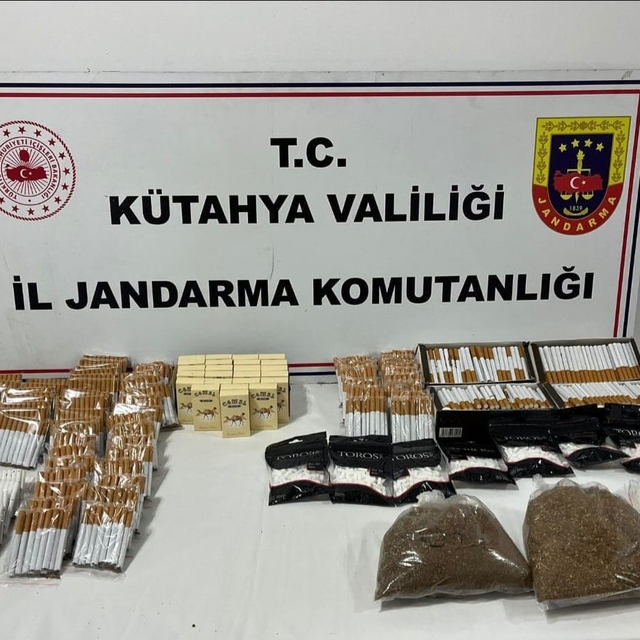 Kütahya'da binlerce bandrolsüz makaron ele geçirildi