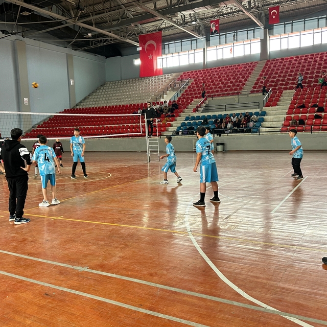 Patnos'ta "Okul Sporları" müsabakaları başladı