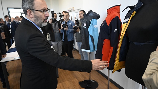 DTS Tasarım Merkezi Türkiye'nin tasarım vizyonuna katkı sağlayacak
Deri Tekstil ve Seramik Tasarım Uygulama ve Araştırma Merkezinin yeni binası açıldı