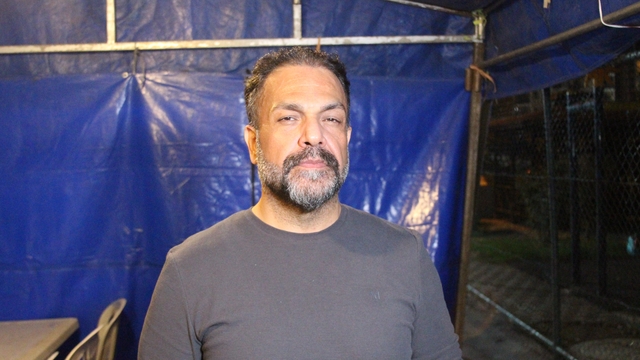 Kazada ölen Miraç'ın babası: "Hayalleri vardı, makine ressamı olmak istiyordu"
Otomobilin çarpması sonucu hayatını kaybeden 12 yaşındaki Miraç Çam'ın babası, kaçıp ardından polise teslim olan daha önce alkolden ehliyetine el konulan sürücünün en ağır cezayı almasını istedi