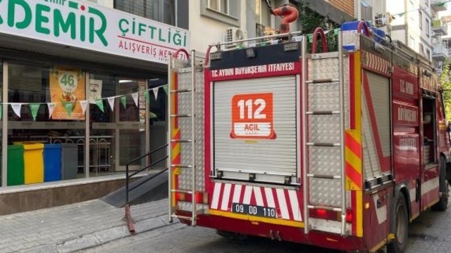 Markette çıkan yangın panikletti