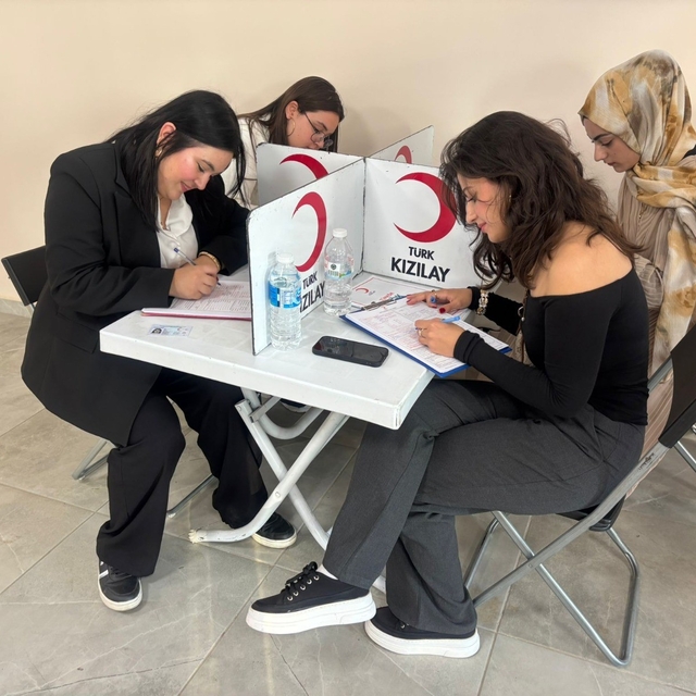 Aydın Yurt Müdürlüğü öğrencilerinden anlamlı bağış