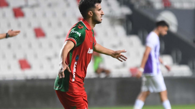 Karşıyaka'da Onur kulübede