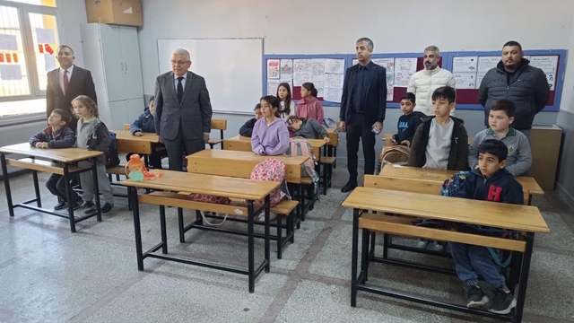 Sosyal medya mesajı okulu yeniletti