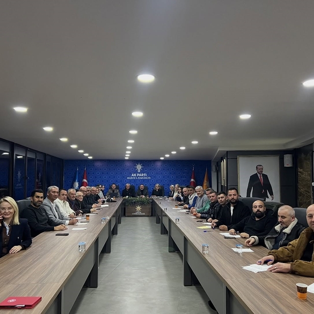 Toplantı, şehit İlhan Ongan için okunan Fatiha ile başladı