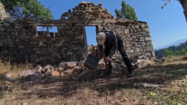 Yusufeli'nde asırlık taş ustalığı yaşatılıyor