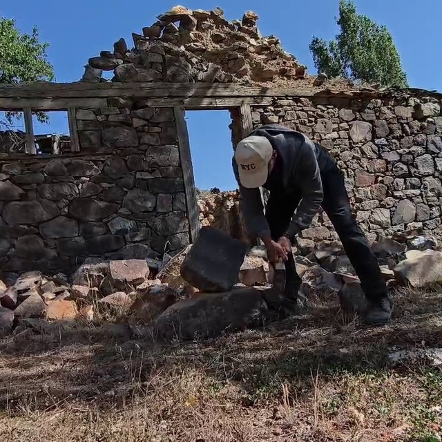 Yusufeli'nde asırlık taş ustalığı yaşatılıyor