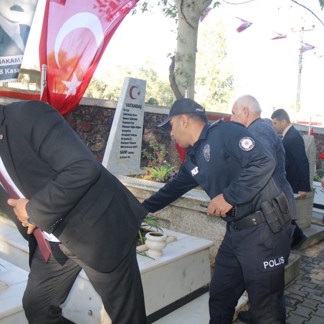 Şehit Kaymakam Saim Bey kabri başında anıldı