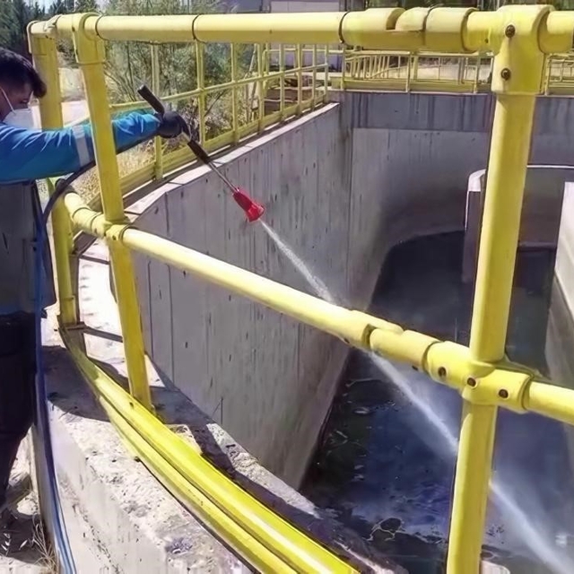 Adıyaman Belediyesi larva mücadelesini yoğunlaştırdı