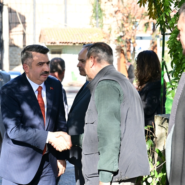 Başkan Yılmaz, Vakıf Mahallesinde