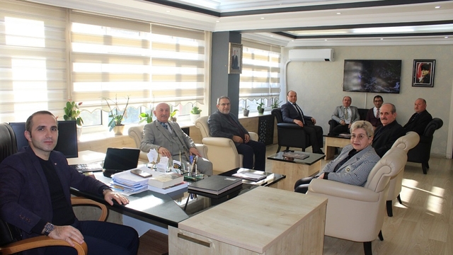 Çorum'un İskilip ilçesinde herkes yeni T.C. kimlik kartı aldı