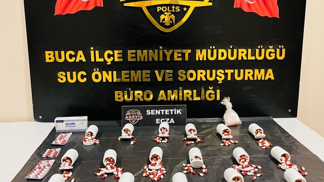 Buca'da evinde uyuşturucu bulunan şüpheli yakalandı