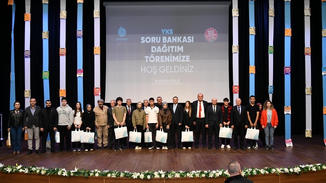 Başiskele'de 1219 öğrenciye YKS soru bankası desteği