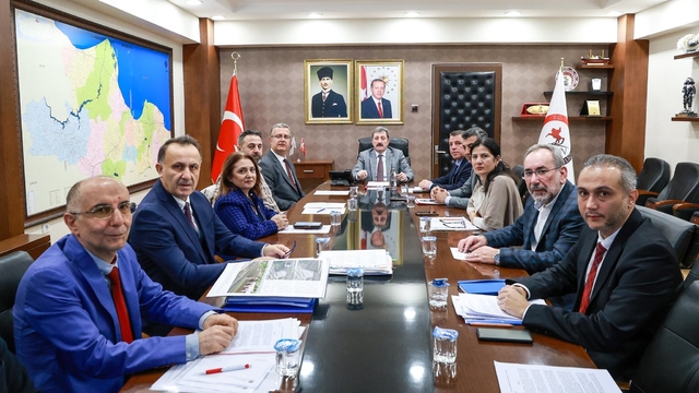 Samsun'da tarım arazileri için kritik toplantı
Toprağın korunmasına yönelik kararlar alındı