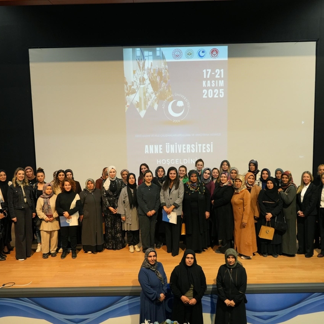 Adıyaman Üniversitesi'nde "Anne Üniversitesi" başladı