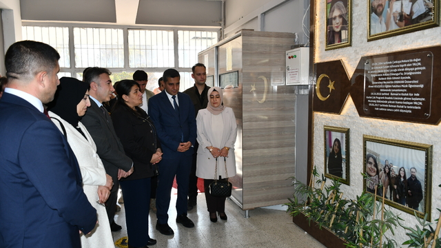 Şehit öğretmen Şenay Aybüke Yalçın görev yaptığı okulda anıldı