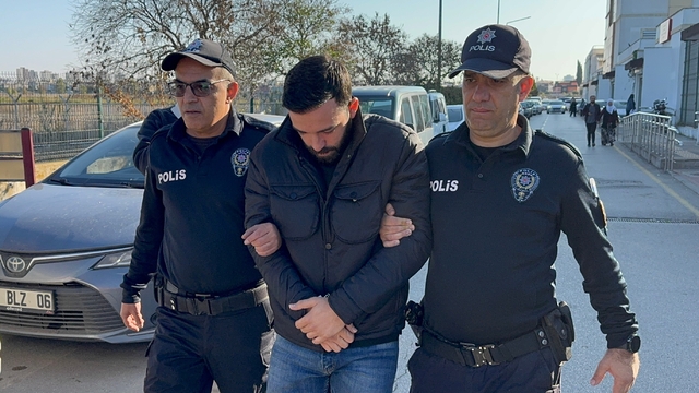 Adana'da otomobiliyle çarptığı bisikletlinin ölümüne neden olan sürücü tutuklandı