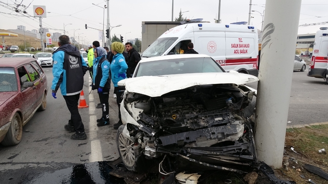 Malatya'da araçlar çarpıştı: 2 yaralı