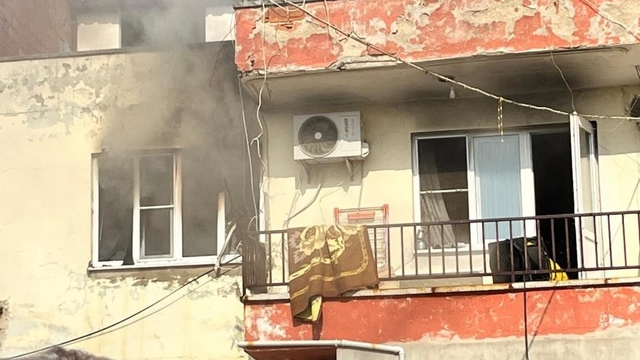 Nazilli'deki yangında hayatını kaybeden genç kız toprağa verildi