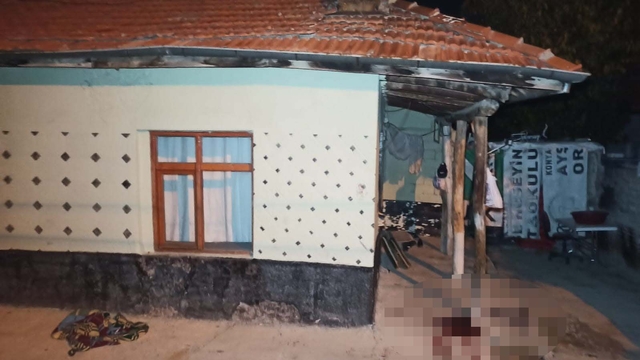 Babasını öldüren 16 yaşındaki çocuk adliyede; tartışma borç meselesi nedeniyle başlamış