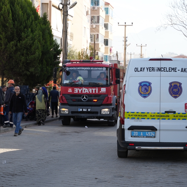 5 katlı binada meydana gelen yangın korkuya neden oldu