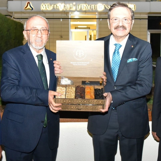 Başkan Dumandağ, TOBB Başkanı Hisarcıklıoğlu ile bir araya geldi